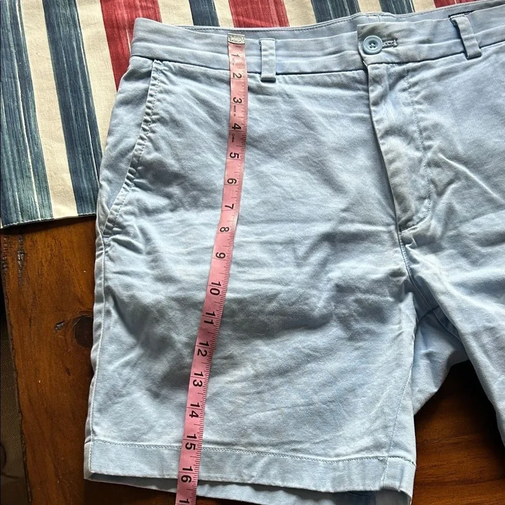 Vineyard vines Light Blue Men's Shorts Men size 32 used 1 x impeccable